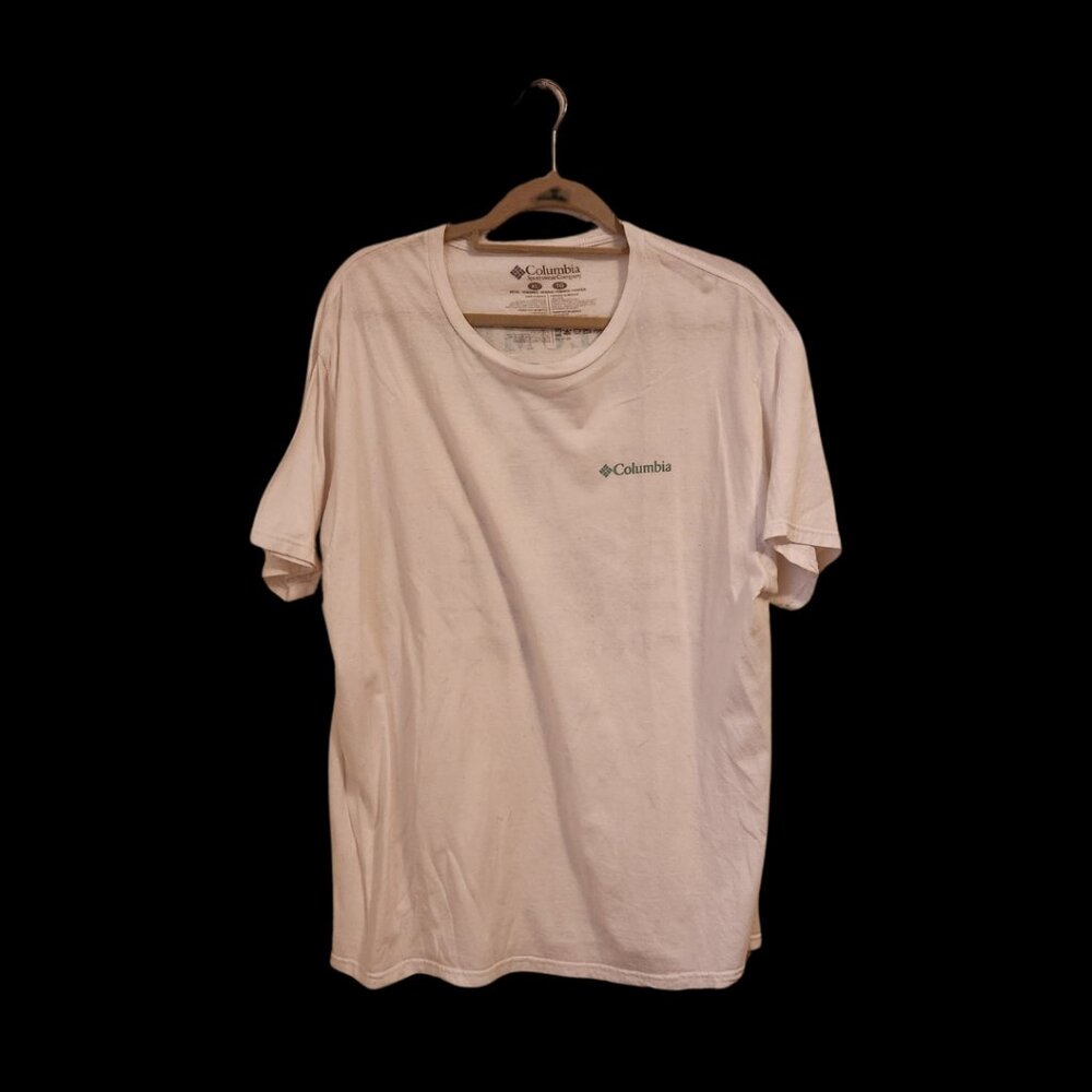 Columbia White Camping Graphic Tee - Size XL